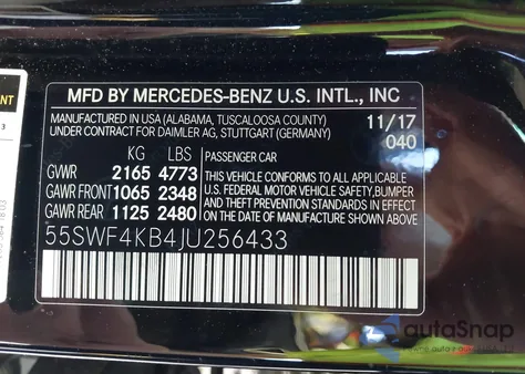 2018 Mercedes-Benz C 300 4Matic из США, поврежденный, VIN 55SWF4KB4JU256433